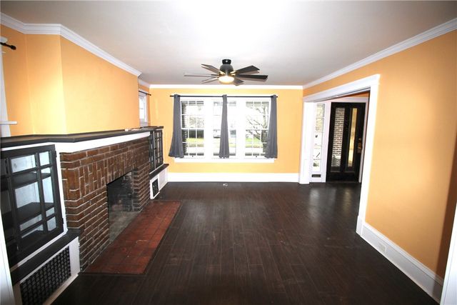 124 E Wallace Ave, New Castle, PA 16101