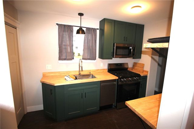 124 E Wallace Ave, New Castle, PA 16101