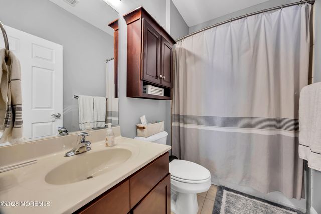 211 April Way, Middletown, NJ 07748