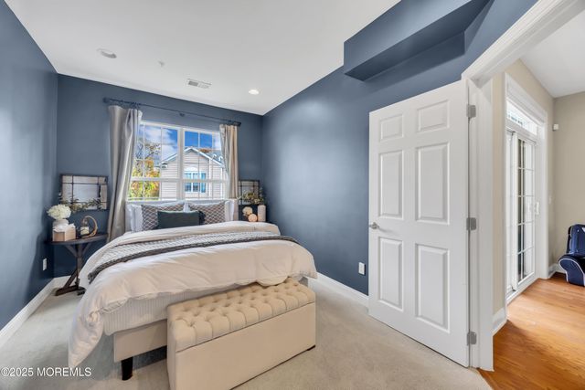 211 April Way, Middletown, NJ 07748