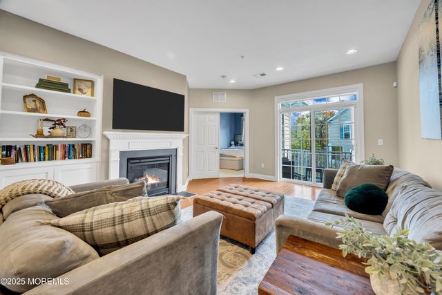 211 April Way, Middletown, NJ 07748