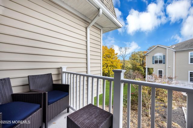 211 April Way, Middletown, NJ 07748