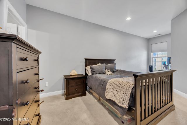 211 April Way, Middletown, NJ 07748