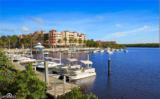 Bayside ST, Naples, FL 34112