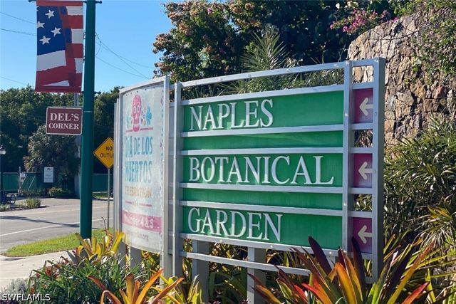 Bayside ST, Naples, FL 34112