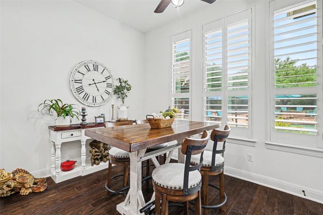 213 Vista LN, Georgetown, TX 78633