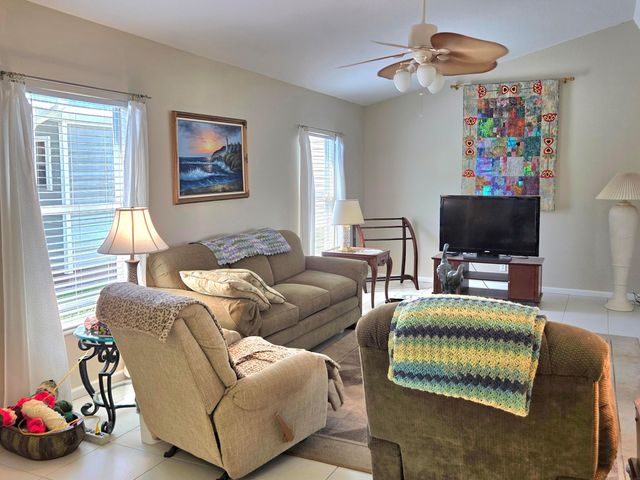 4311 SW 9th Way, Okeechobee, FL 34974