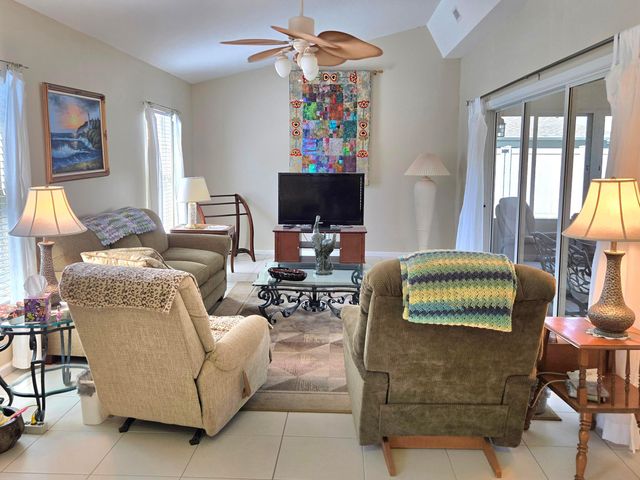 4311 SW 9th Way, Okeechobee, FL 34974