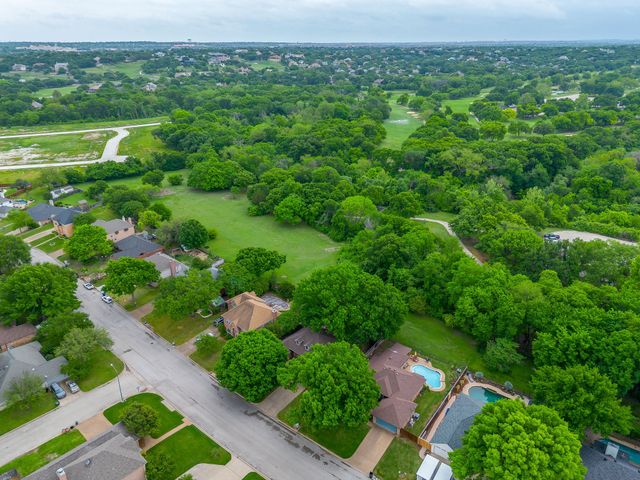 1236 Rio Grande Drive, Benbrook, TX 76126