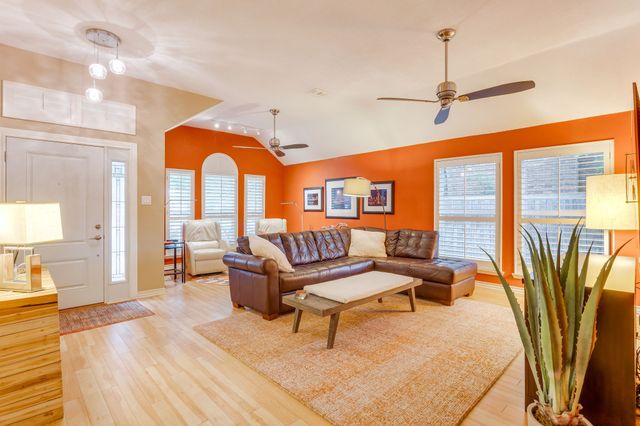 1236 Rio Grande Drive, Benbrook, TX 76126