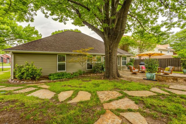 1236 Rio Grande Drive, Benbrook, TX 76126