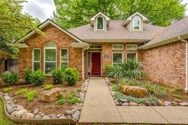 1236 Rio Grande Drive, Benbrook, TX 76126