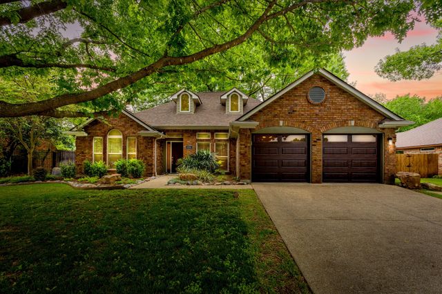 1236 Rio Grande Drive, Benbrook, TX 76126