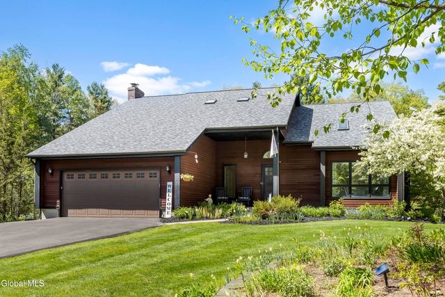 15 Dyer Switch Road, Saratoga Springs, NY 12866