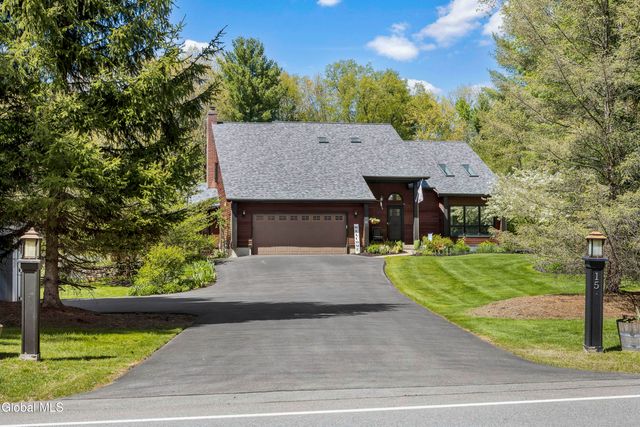 15 Dyer Switch Road, Saratoga Springs, NY 12866