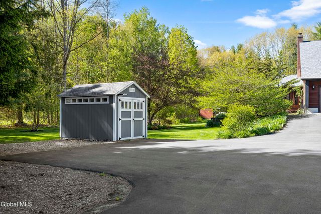 15 Dyer Switch Road, Saratoga Springs, NY 12866