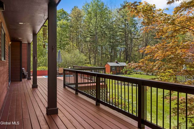 15 Dyer Switch Road, Saratoga Springs, NY 12866