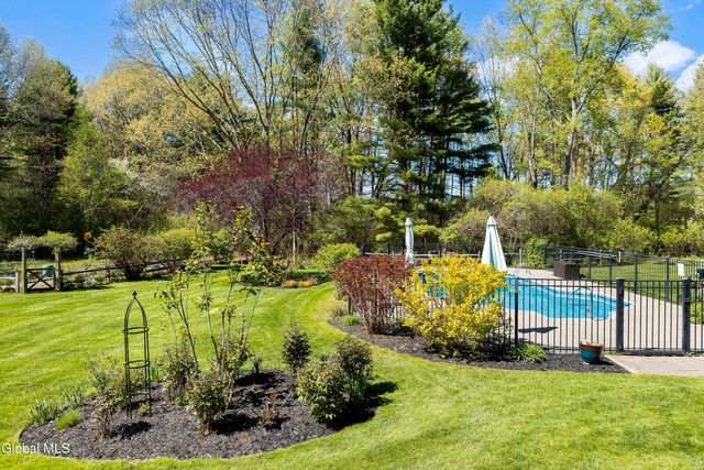 15 Dyer Switch Road, Saratoga Springs, NY 12866