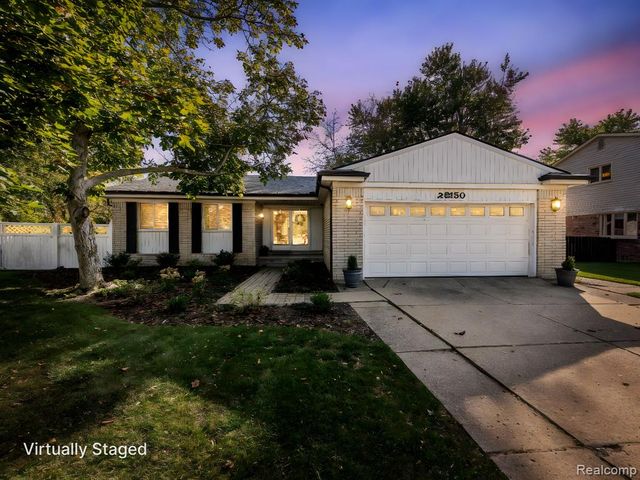 28150 Rose Avenue, Brownstown, MI 48183