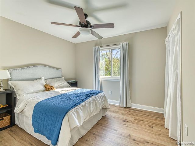 28150 Rose Avenue, Brownstown, MI 48183