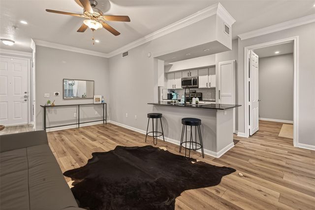 7575 Kirby Drive 2103, Houston, TX 77030
