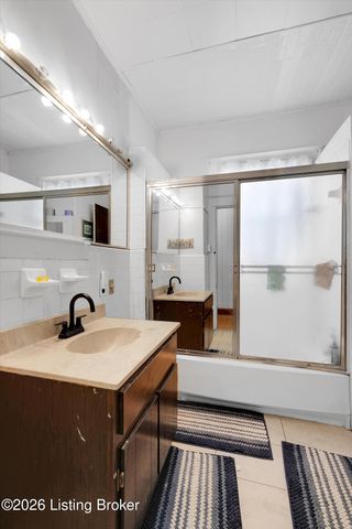 2343 Hale Ave, Louisville, KY 40210