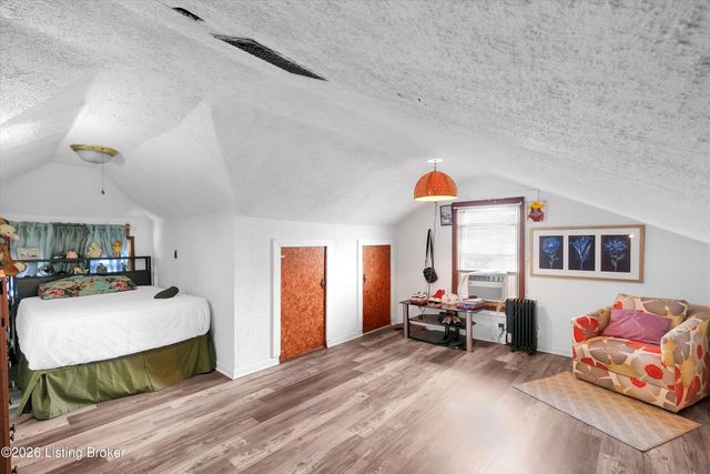 2343 Hale Ave, Louisville, KY 40210