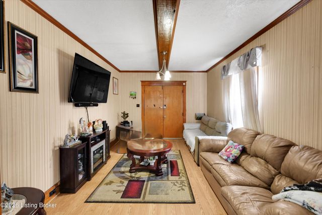 2343 Hale Ave, Louisville, KY 40210