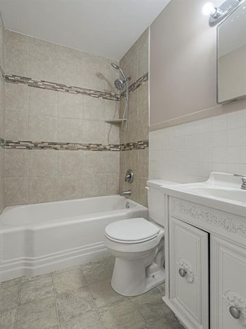 1222 W 26th Street S, Independence, MO 64052