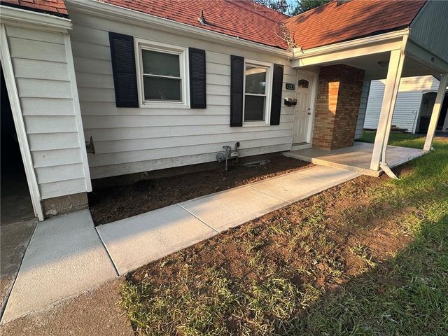 1222 W 26th Street S, Independence, MO 64052