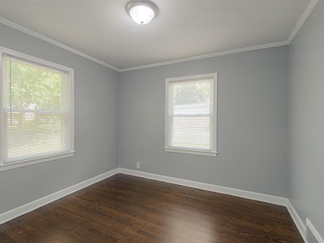 1222 W 26th Street S, Independence, MO 64052
