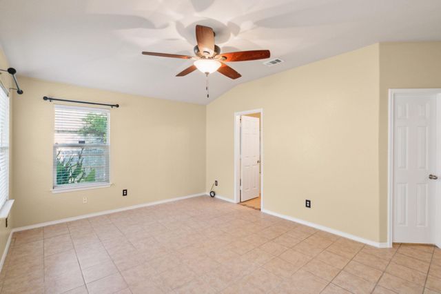 1315 Four Seasons Farm DR, Kyle, TX 78640