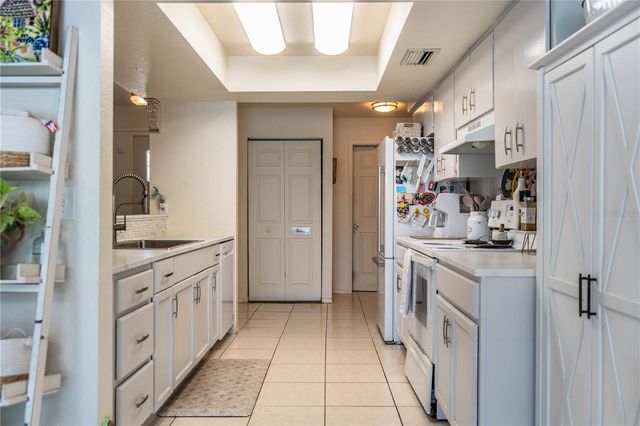 14803 SUNSET DRIVE, Largo, FL 33774