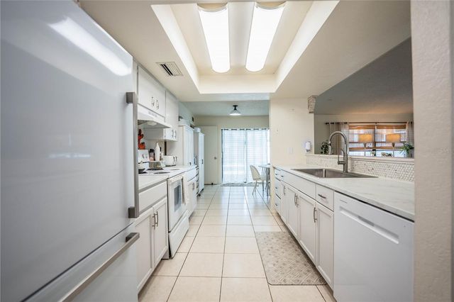 14803 SUNSET DRIVE, Largo, FL 33774