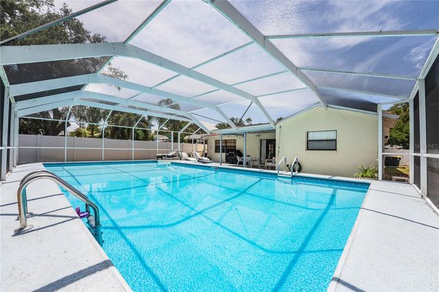 14803 SUNSET DRIVE, Largo, FL 33774