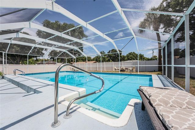14803 SUNSET DRIVE, Largo, FL 33774