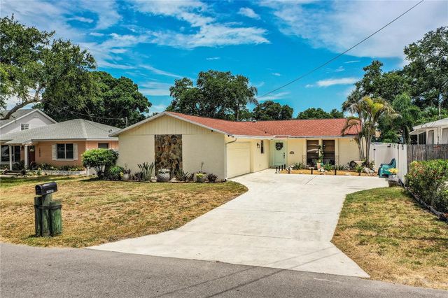 14803 SUNSET DRIVE, Largo, FL 33774