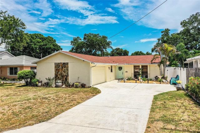 14803 SUNSET DRIVE, Largo, FL 33774
