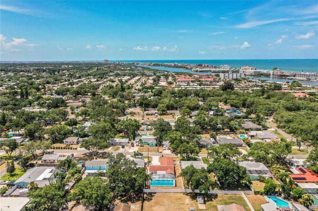 14803 SUNSET DRIVE, Largo, FL 33774