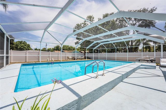 14803 SUNSET DRIVE, Largo, FL 33774