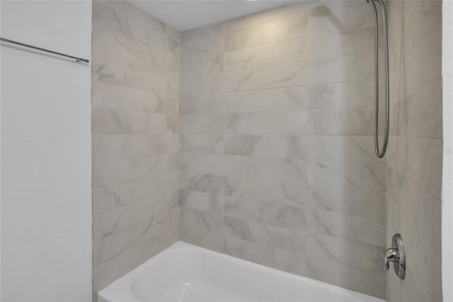 468 W PAR STREET 468, Orlando, FL 32804