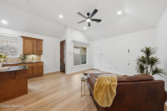214 Chimney Rock Boulevard, Lafayette, LA 70508