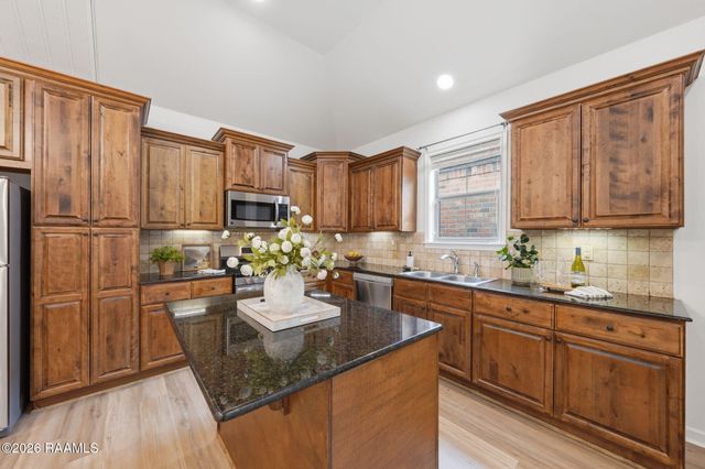 214 Chimney Rock Boulevard, Lafayette, LA 70508