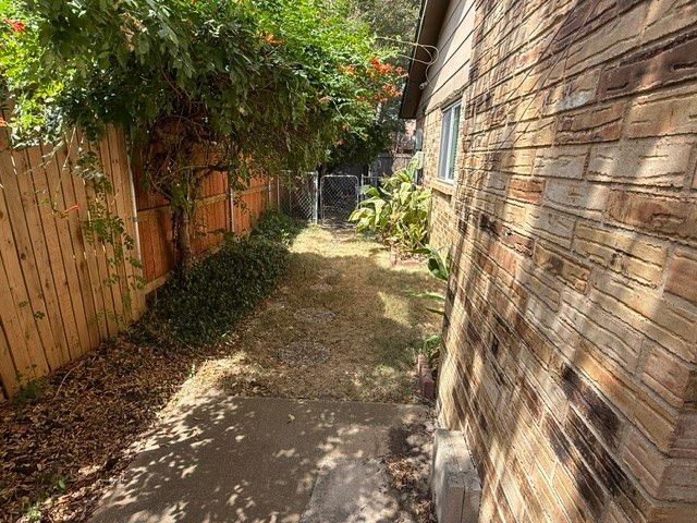 2211 Placid Drive, Carrollton, TX 75007