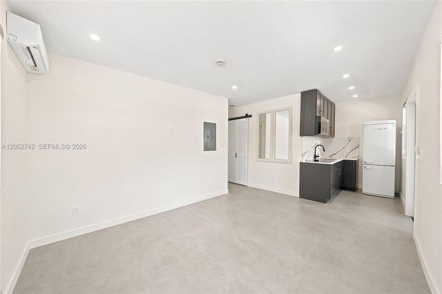 1861 NW 27th St 3, Miami, FL 33142