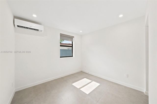 1861 NW 27th St 3, Miami, FL 33142