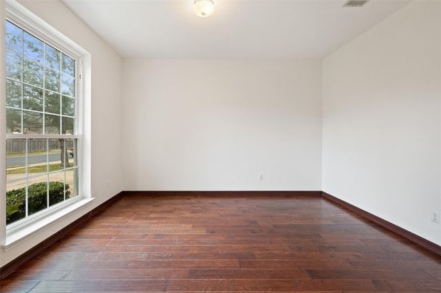 3912 Newland DR, Round Rock, TX 78681