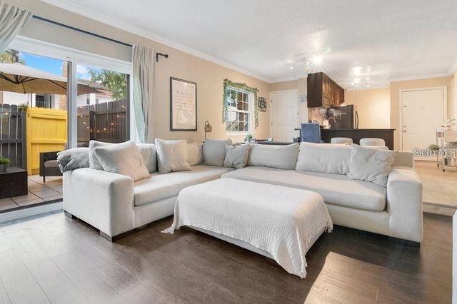 1000 S SEMORAN BOULEVARD 815, Winter Park, FL 32792