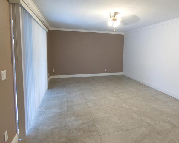 4225 TURNBERRY Circle 7, Lake Worth, FL 33467