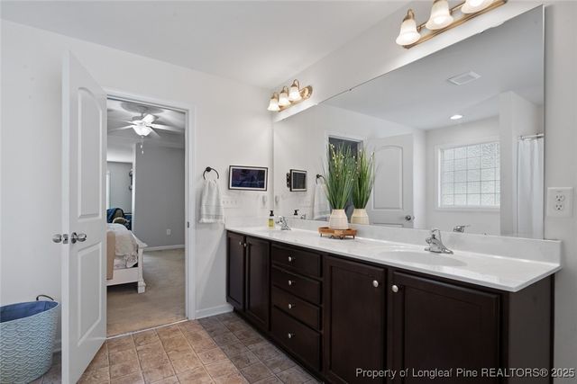 1624 Laguardia Drive, Hope Mills, NC 28348
